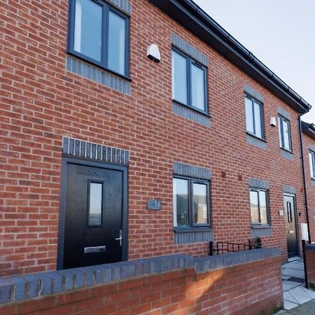 Luxury 3-Bedroom, 2-Bathroom Home Sleeps 7 People Liverpool Esterno foto